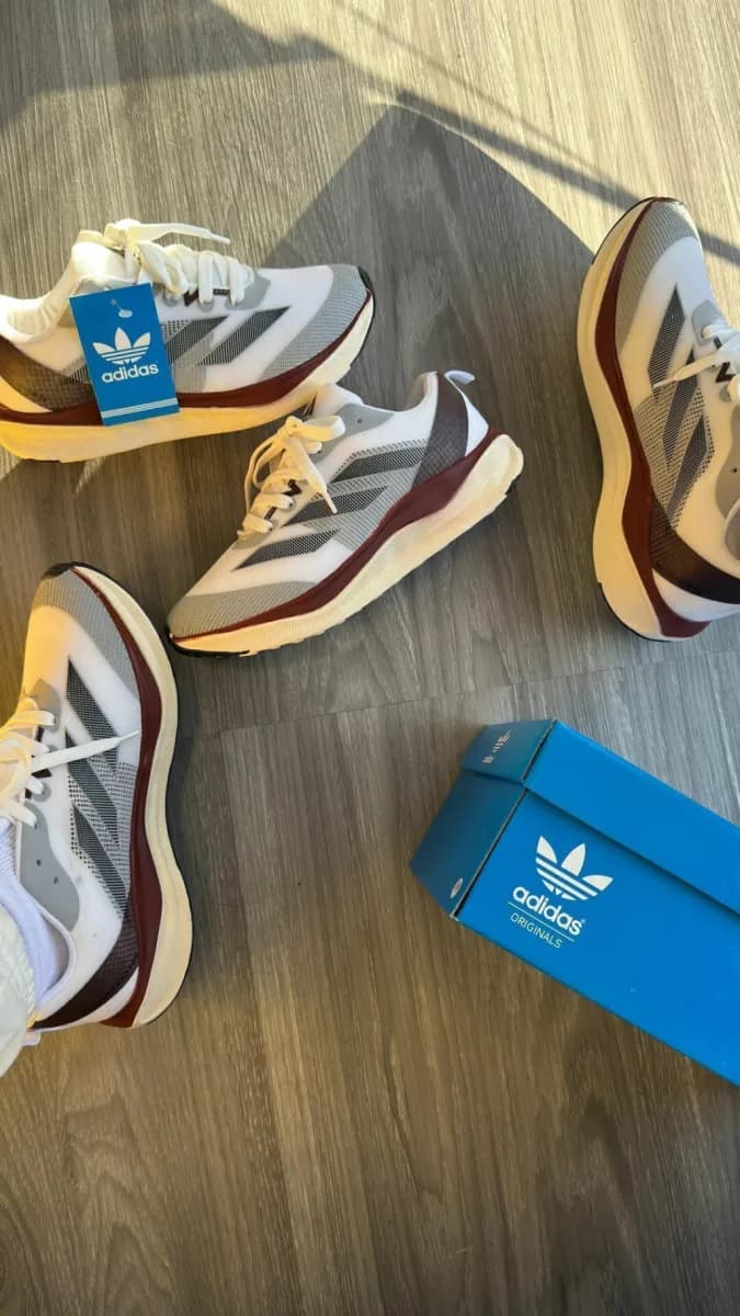 adidas Adizero Boston 12, ângulo 1 de 3