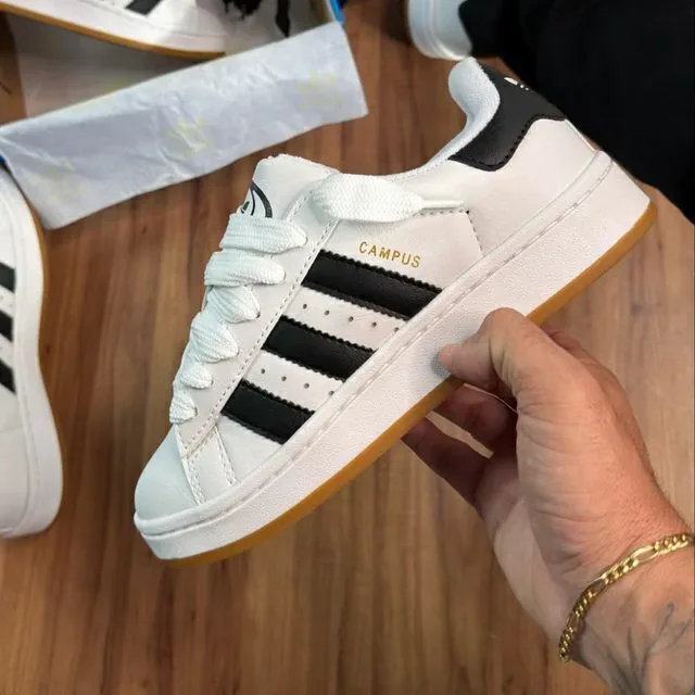 adidas Campus branco e preto, ângulo 1 de 3