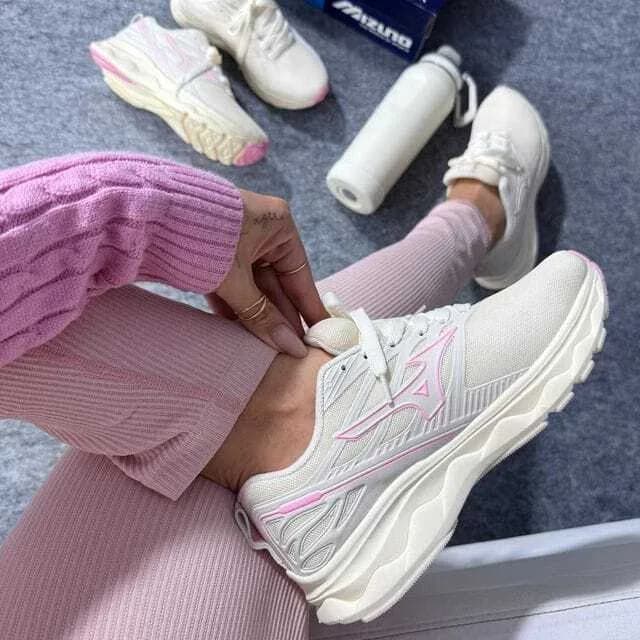 Mizuno Space 3 off-white e rosa, ângulo 1 de 3