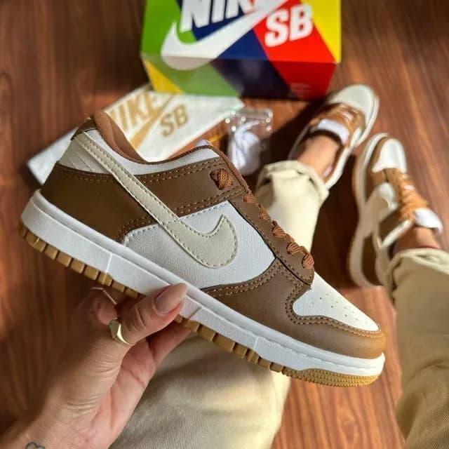 Nike SB Dunk Low Pro, ângulo 1 de 3