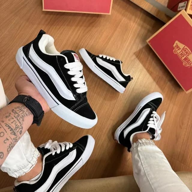 Vans KNU, ângulo 1 de 3