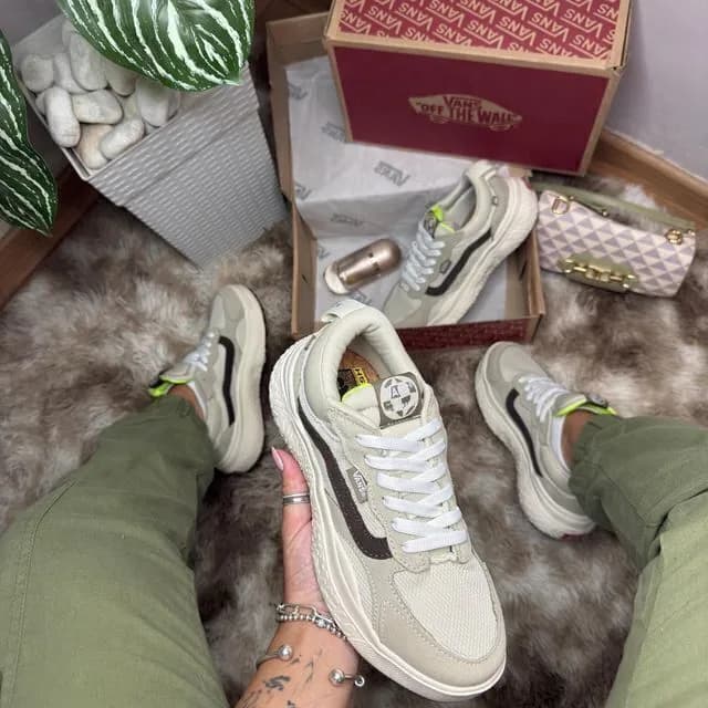 Vans Ultrarange Neo, ângulo 1 de 3