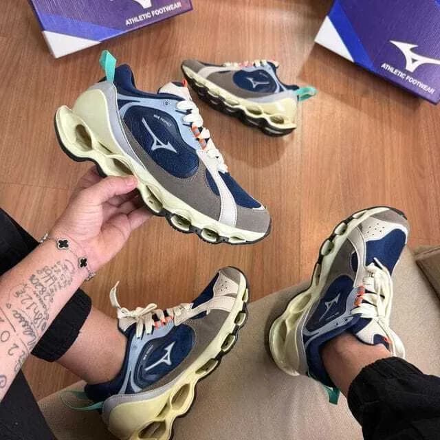 Mizuno Wave Beta 2 azul e cinza