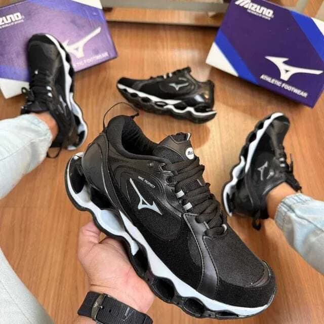 Mizuno Wave Beta 2