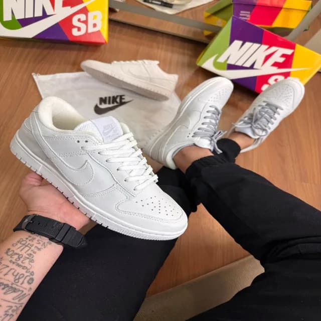 Nike Dunk Low branco